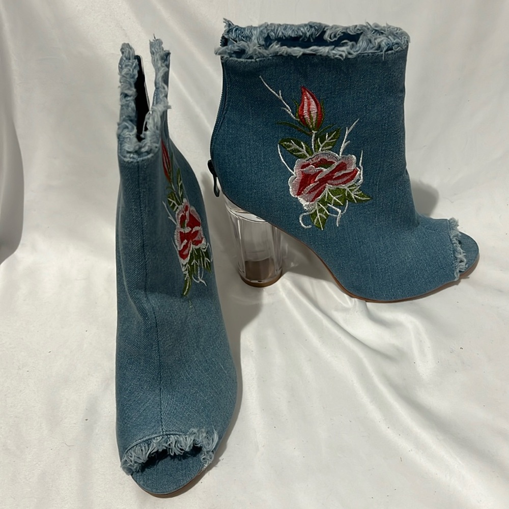 GLAZE Robin-5 Blue Denim Embroidered Booties